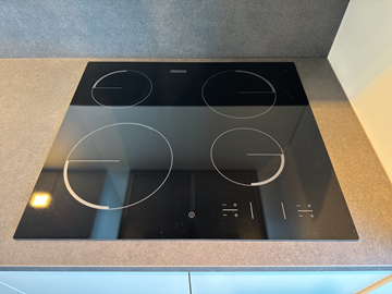 Keramisk häll, ZANUSSI ZEV6340FBA ord. pris. ca 2.899 kr.