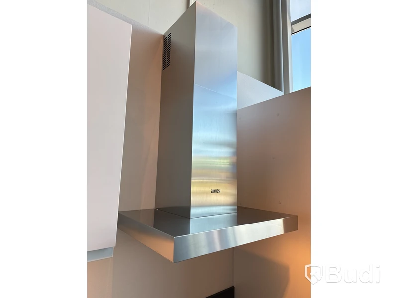 Köksfläkt, ZANUSSI ZHB60460XA ord. pris. ca 2.909 kr.