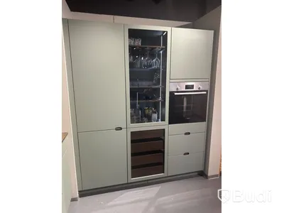 Kök, Kvik Ombra grön ord. pris. ca 85.000 kr.