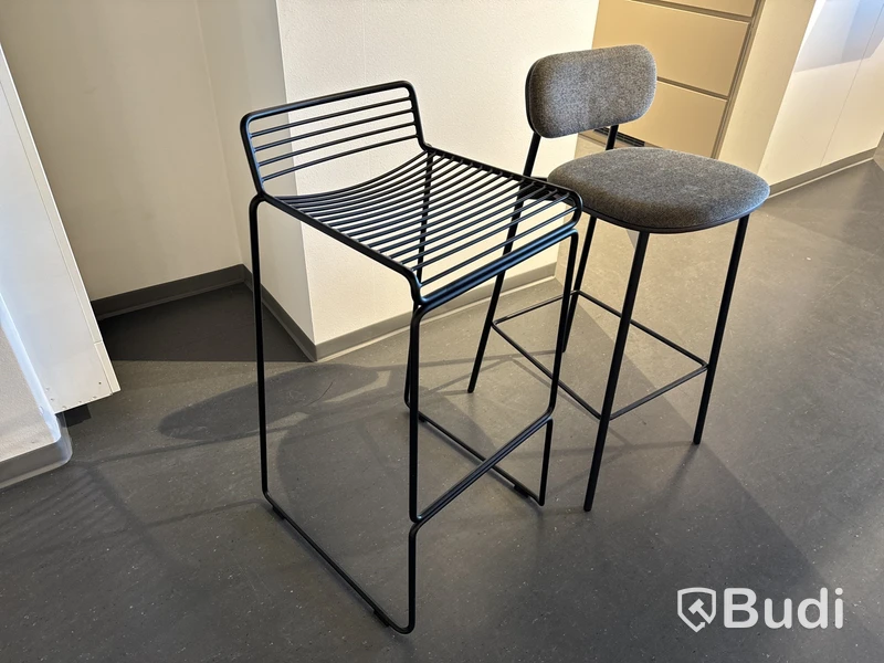 2 st. Barstolar olika modell
