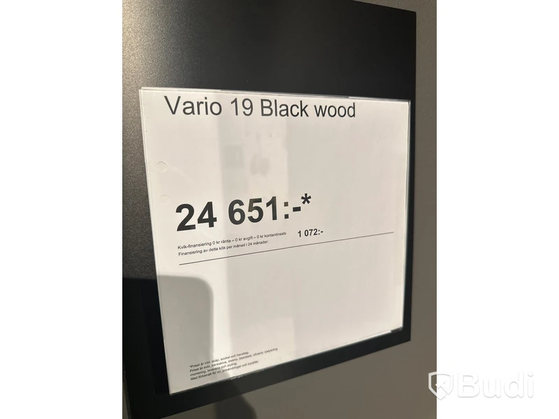 Garderob, Kvik Vario Black Wood ord. pris. ca 24.000 kr.