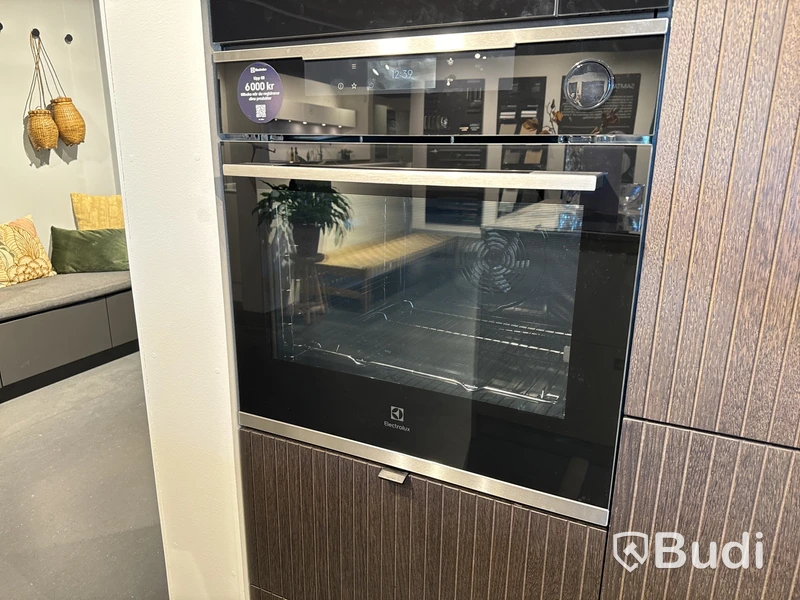 Ugn, Electrolux CKP940X ord. pris. ca 15.101 kr.