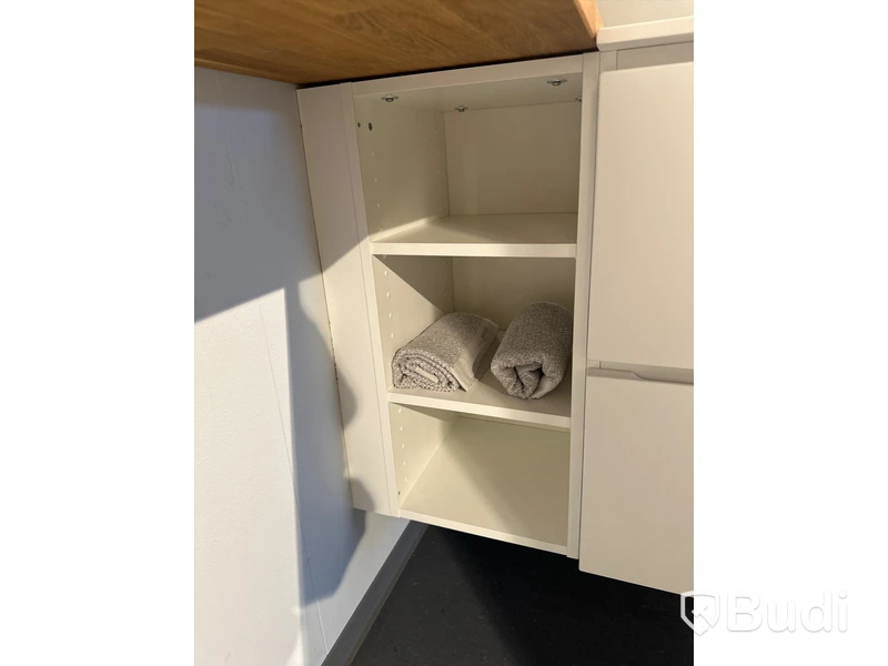 Badrumsinredning, Kvik Mano ord. pris. ca 14.000 kr.