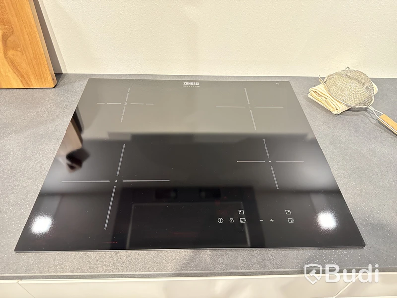 Induktionshäll, Zanussi ZITN641K