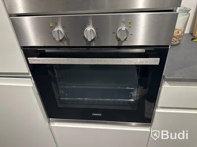 Ugn, Zanussi ZOB21601XU