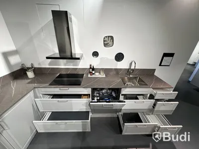 Kök, Kvik Pavia inklusive köksö ord. pris. ca 90.000 kr