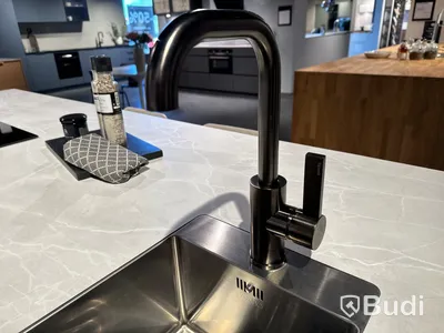 Kök, Kvik Veda Pure Grey inklusive Köksö