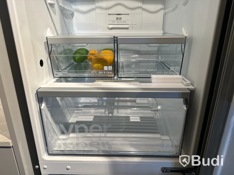 Fristående kyl & frys, Siemens KG39N7XEB ord. pris. ca 12. 999 kr.