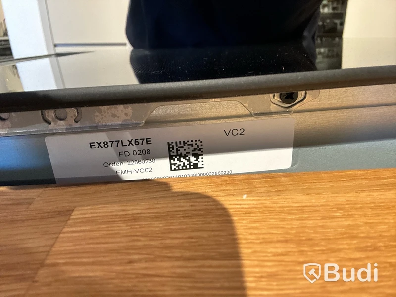Induktionshäll med inbyggd fläkt, Siemens EX877LX57E ord. pris. ca 27.000 kr.