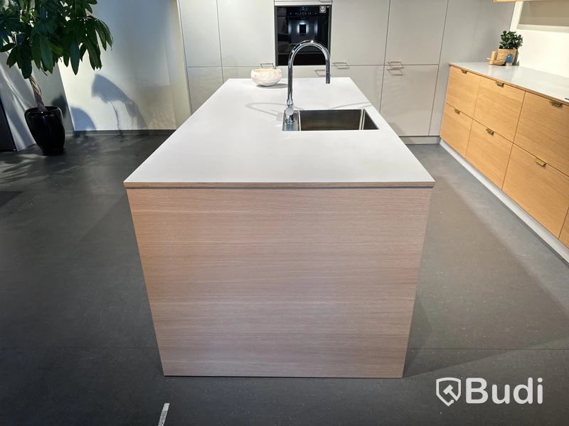 Köksö, Kvik Veda light Oak