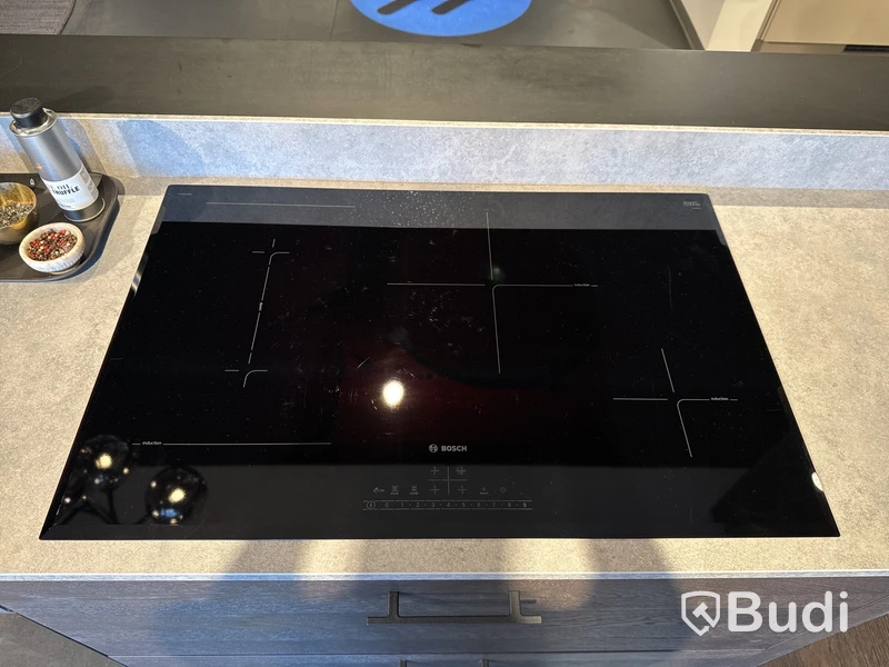 Induktionshäll, Bosch PVS851FB5E ord. pris. ca 8.000 kr.