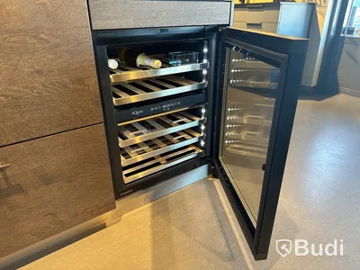 Vinkyl, WineCave WCD60FGBP-700 ord. pris. ca 19.995 kr.