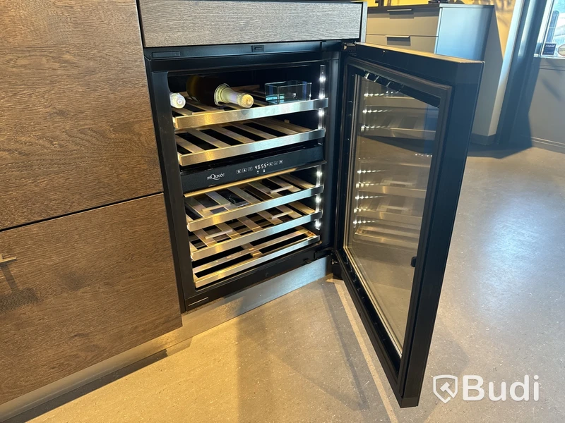 Vinkyl, WineCave WCD60FGBP-700 ord. pris. ca 19.995 kr.