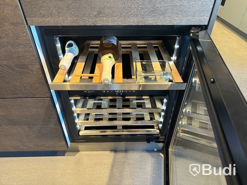 Vinkyl, WineCave WCD60FGBP-700 ord. pris. ca 19.995 kr.