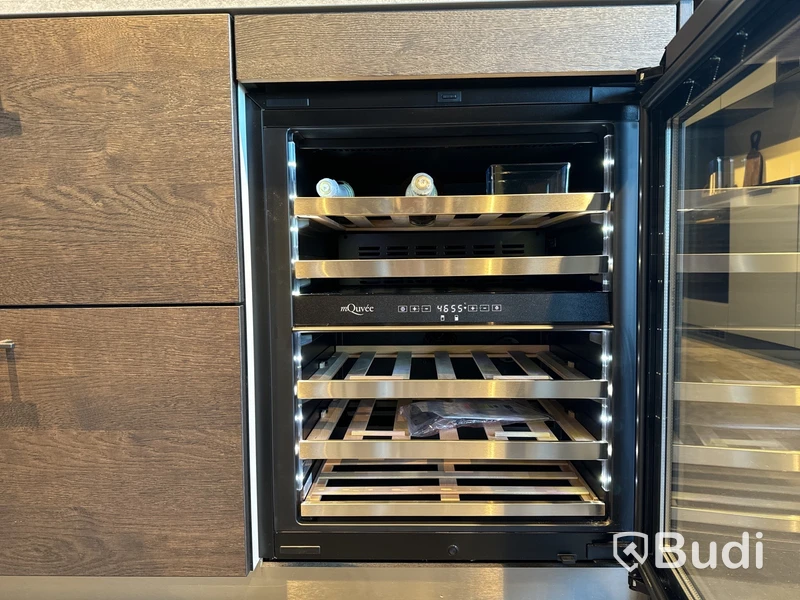 Vinkyl, WineCave WCD60FGBP-700 ord. pris. ca 19.995 kr.