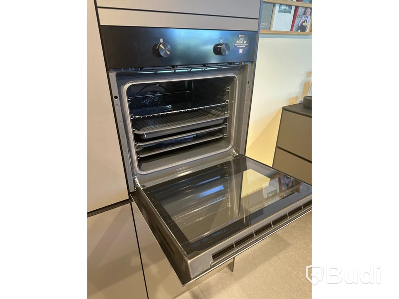Ugn, Electrolux CKB100K ord. pris. ca 6.000 kr.