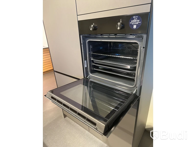Ugn, Electrolux CKB100K ord. pris. ca 6.000 kr.