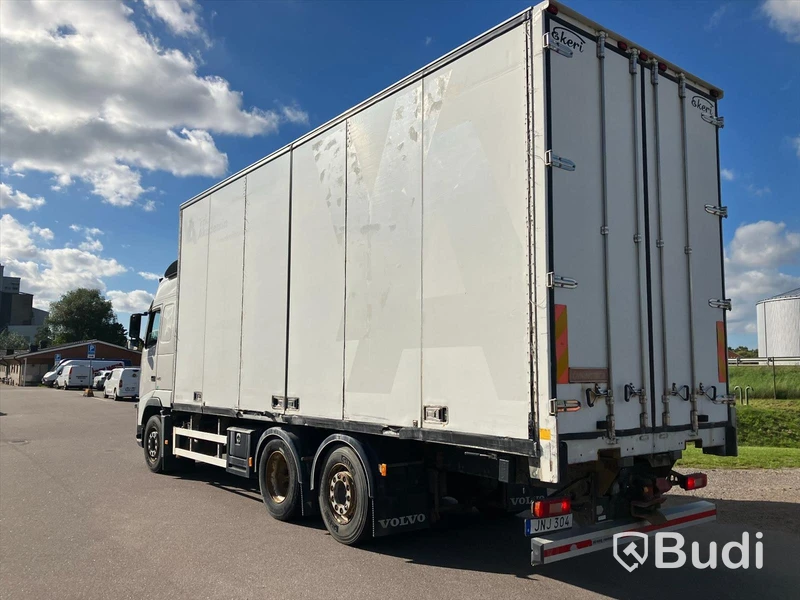Lastbil VOLVO FH 440 6x2-2009 | Ekeriskåp öppningsbar på båda sidor - EXPORT