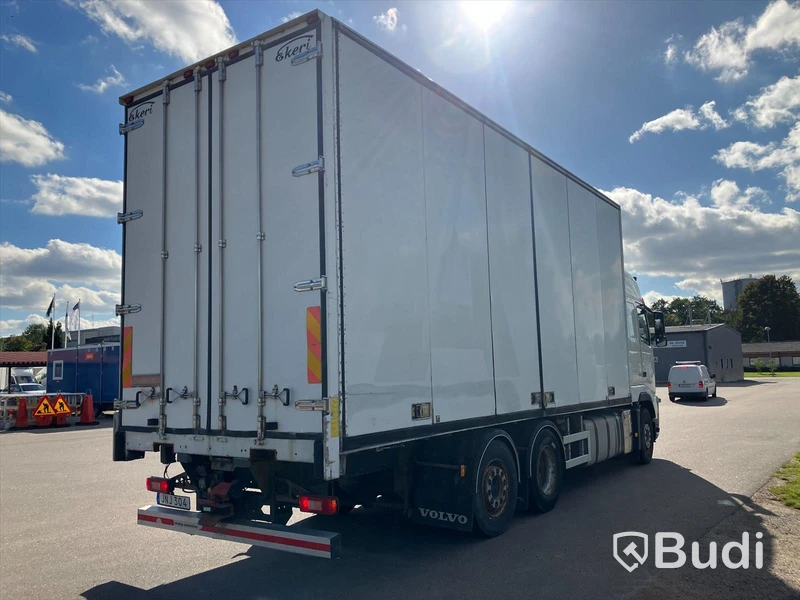 Lastbil VOLVO FH 440 6x2-2009 | Ekeriskåp öppningsbar på båda sidor - EXPORT
