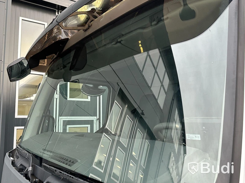 Lastbil Volvo FE 280 4x2 | 2018 | Skåp VAK med öppningsbarsida | Endast 7700 Mil