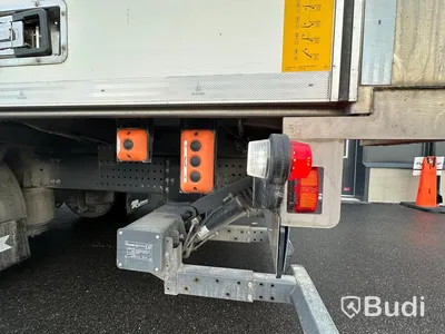 Lastbil Volvo FE 280 4x2 | 2018 | Skåp VAK med öppningsbarsida | Endast 7700 Mil