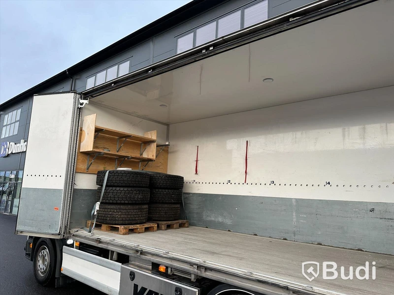 Lastbil Volvo FE 280 4x2 | 2018 | Skåp VAK med öppningsbarsida | Endast 7700 Mil