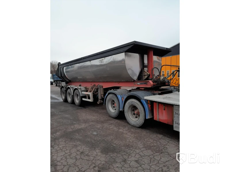 Dragbil Scania R560 6x2 -2010 med Zorzi trailer -2006 -