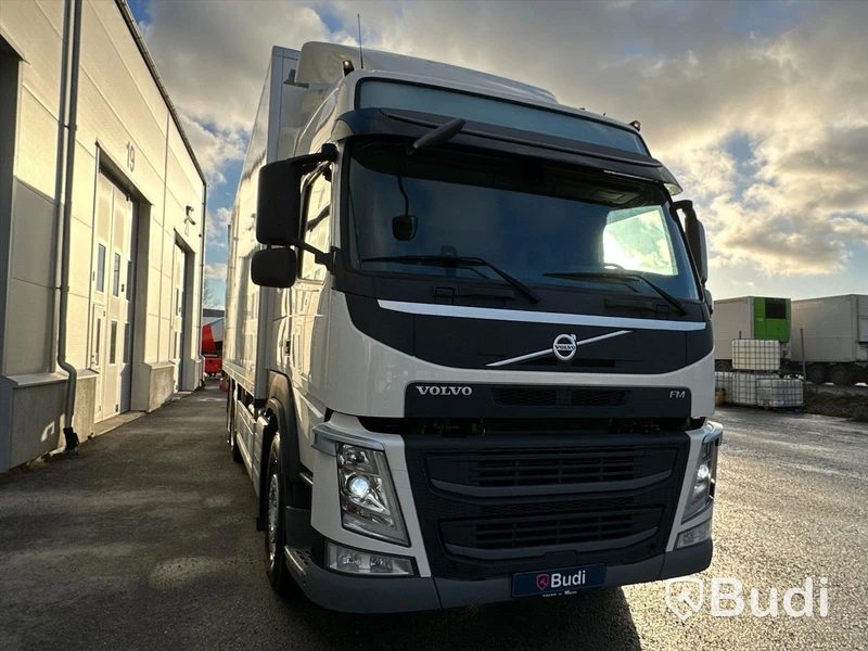 Lastbil Volvo FM 410 6x2 | SKAB | Öppningsbar sida |