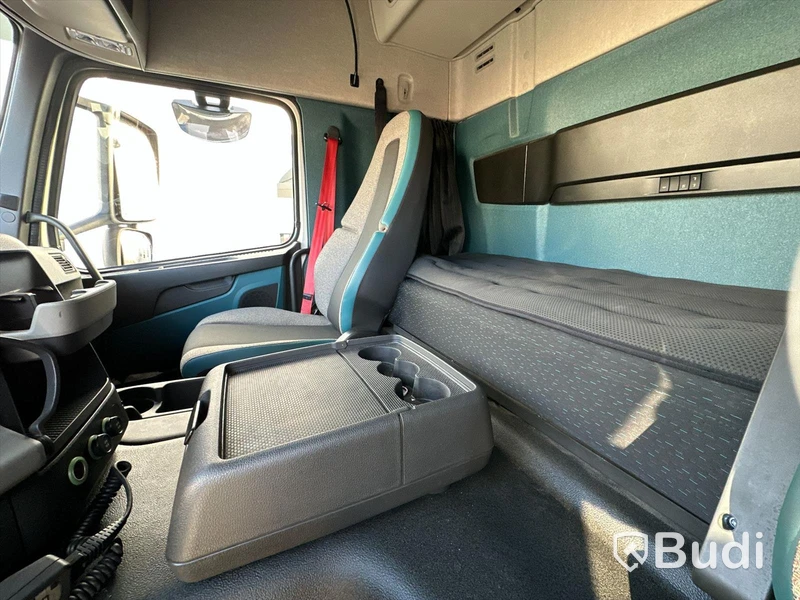 Lastbil Volvo FM 410 6x2 | SKAB | Öppningsbar sida |