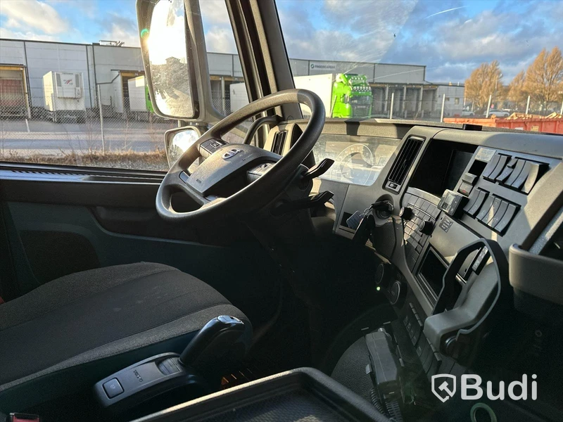 Lastbil Volvo FM 410 6x2 | SKAB | Öppningsbar sida |