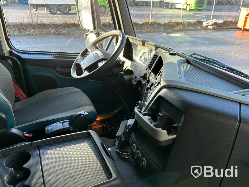 Lastbil Volvo FM 410 6x2 | SKAB | Öppningsbar sida |
