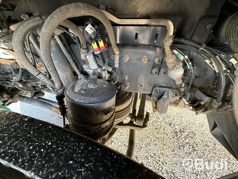 Lastbil Volvo FM 410 6x2 | SKAB | Öppningsbar sida |