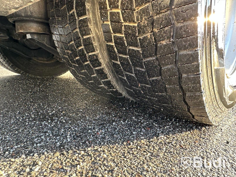 Lastbil Volvo FM 410 6x2 | SKAB | Öppningsbar sida |