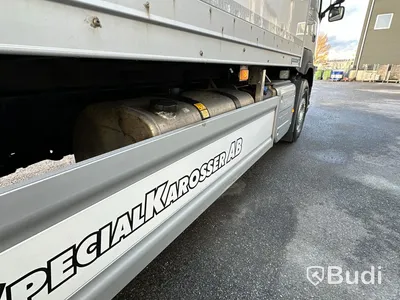 Lastbil Volvo FM 410 6x2 | SKAB | Öppningsbar sida |