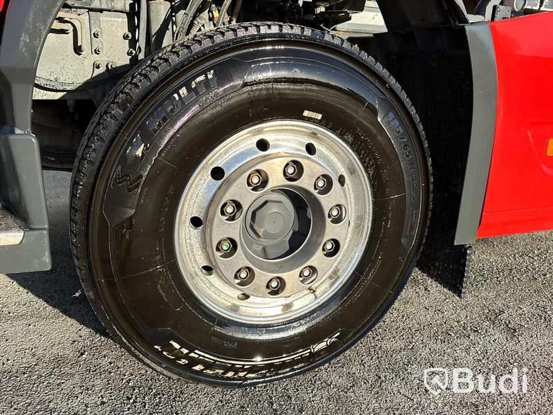 Betongbil Volvo FMX 330 6x2 | Saraka byggnation | 2017 | Endast 139100km