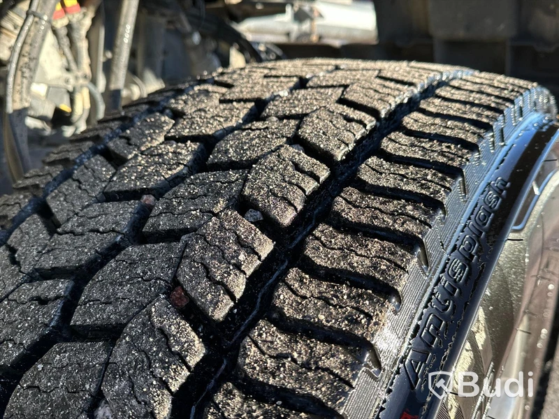 Betongbil Volvo FMX 330 6x2 | Saraka byggnation | 2017 | Endast 139100km