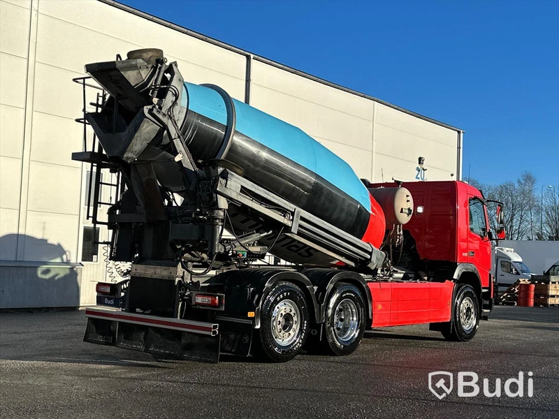 Betongbil Volvo FMX 330 6x2 | Saraka byggnation | 2017 | Endast 139100km