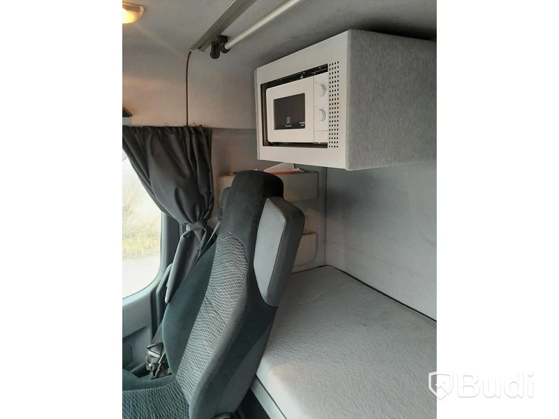Dragbil Mercedes-Benz Arocs 3358-2015 med Zorzi asfaltstrailer -2014