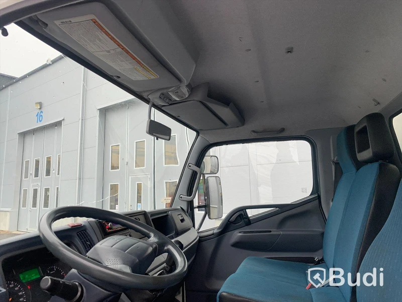 Lastbil Mitsubishi Fuso Canter 7C15 | 2014 | Walther skåp med bakgavelslyft.