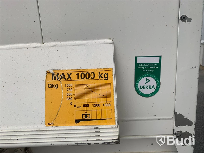 Lastbil Mitsubishi Fuso Canter 7C15 | 2014 | Walther skåp med bakgavelslyft.