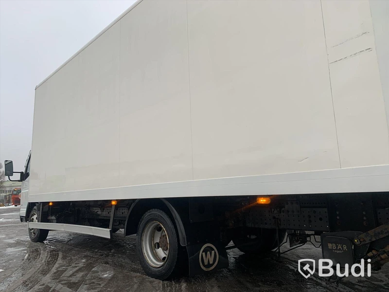 Lastbil Mitsubishi Fuso Canter 7C15 | 2014 | Walther skåp med bakgavelslyft.