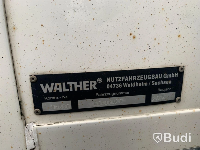 Lastbil Mitsubishi Fuso Canter 7C15 | 2014 | Walther skåp med bakgavelslyft.