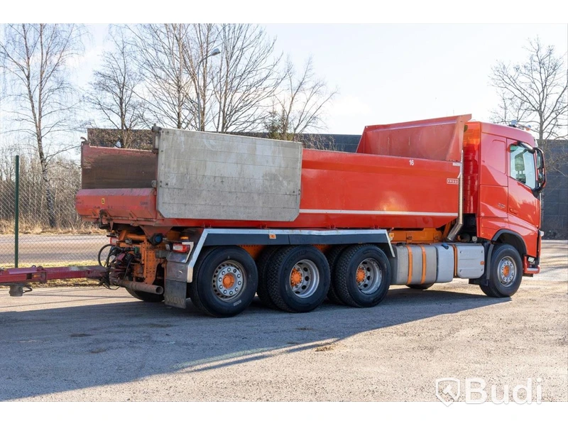 Dumperbil Volvo Fh16 8x4 540-2018 | Fassi | Släp Nor Slep SL-32TT - 2022