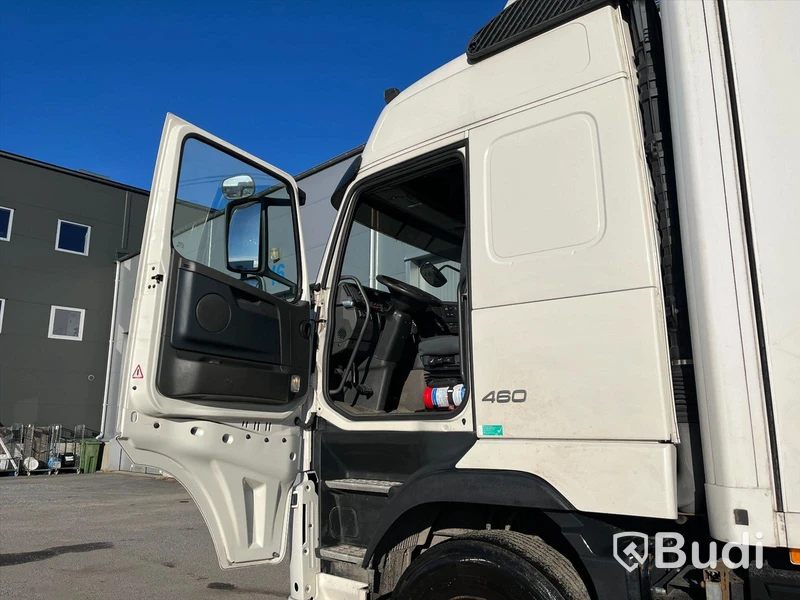 Lastbil Volvo FH460 6x2-2011 | Ekeri | Öppningsbar sida | VBG