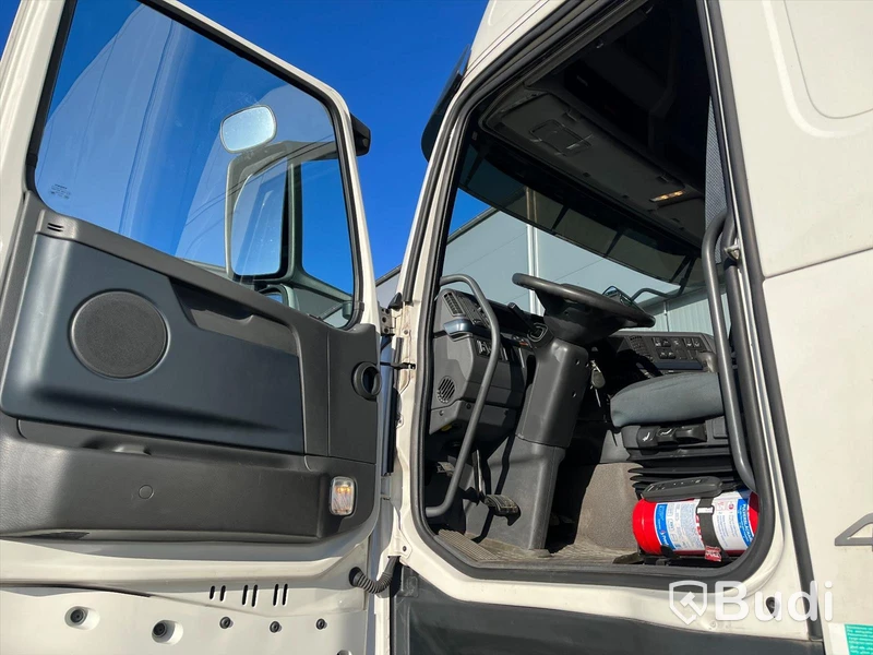 Lastbil Volvo FH460 6x2-2011 | Ekeri | Öppningsbar sida | VBG