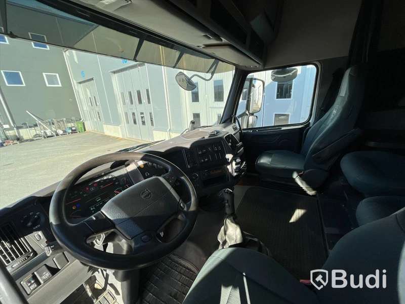 Lastbil Volvo FH460 6x2-2011 | Ekeri | Öppningsbar sida | VBG