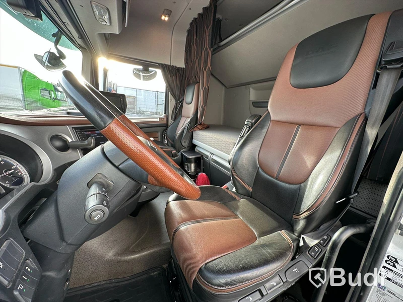 Lastväxlare DAF XF 530 FAW 8x4-2019, Exclusive-line, Joab -