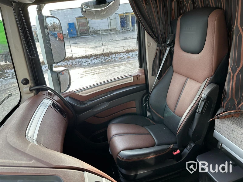 Lastväxlare DAF XF 530 FAW 8x4-2019, Exclusive-line, Joab -