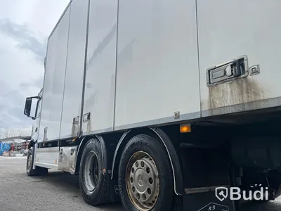 Lastbil Mercedes-Benz Actros 2551, 2014 - med Skabskåp - öppningsbar sida och baklyft