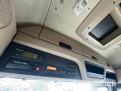 Lastbil Mercedes-Benz Actros 2551, 2014 - med Skabskåp - öppningsbar sida och baklyft